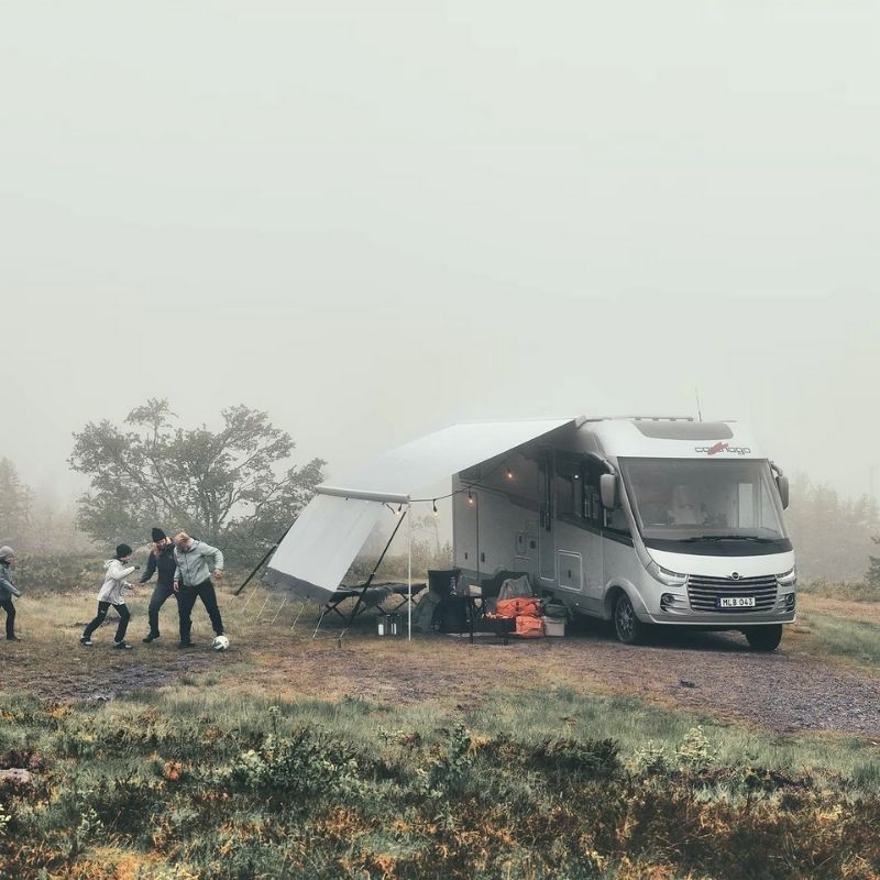Thule Omnistor 9200 Awning Manual - Image 8